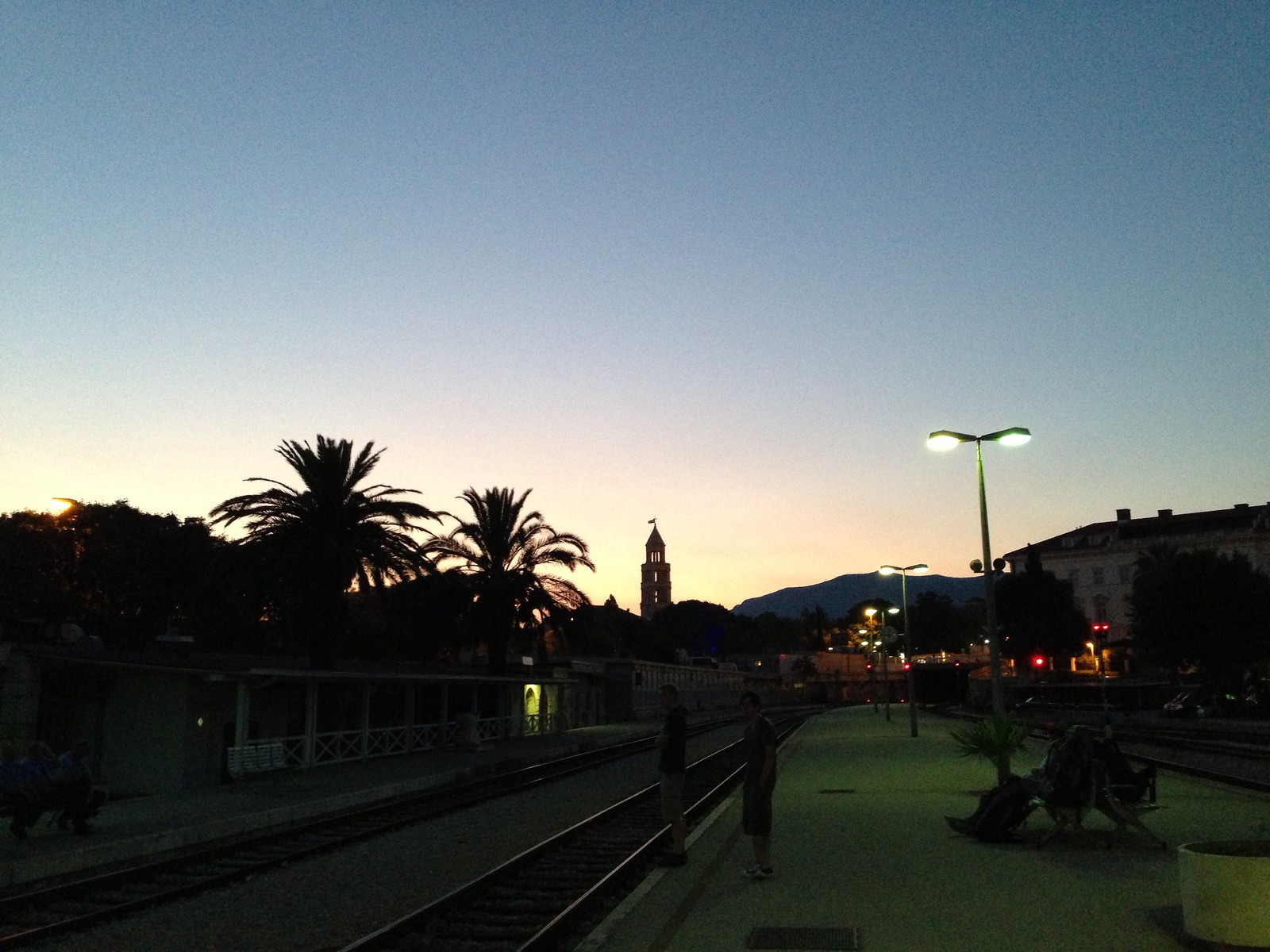 Goodnight, Split
